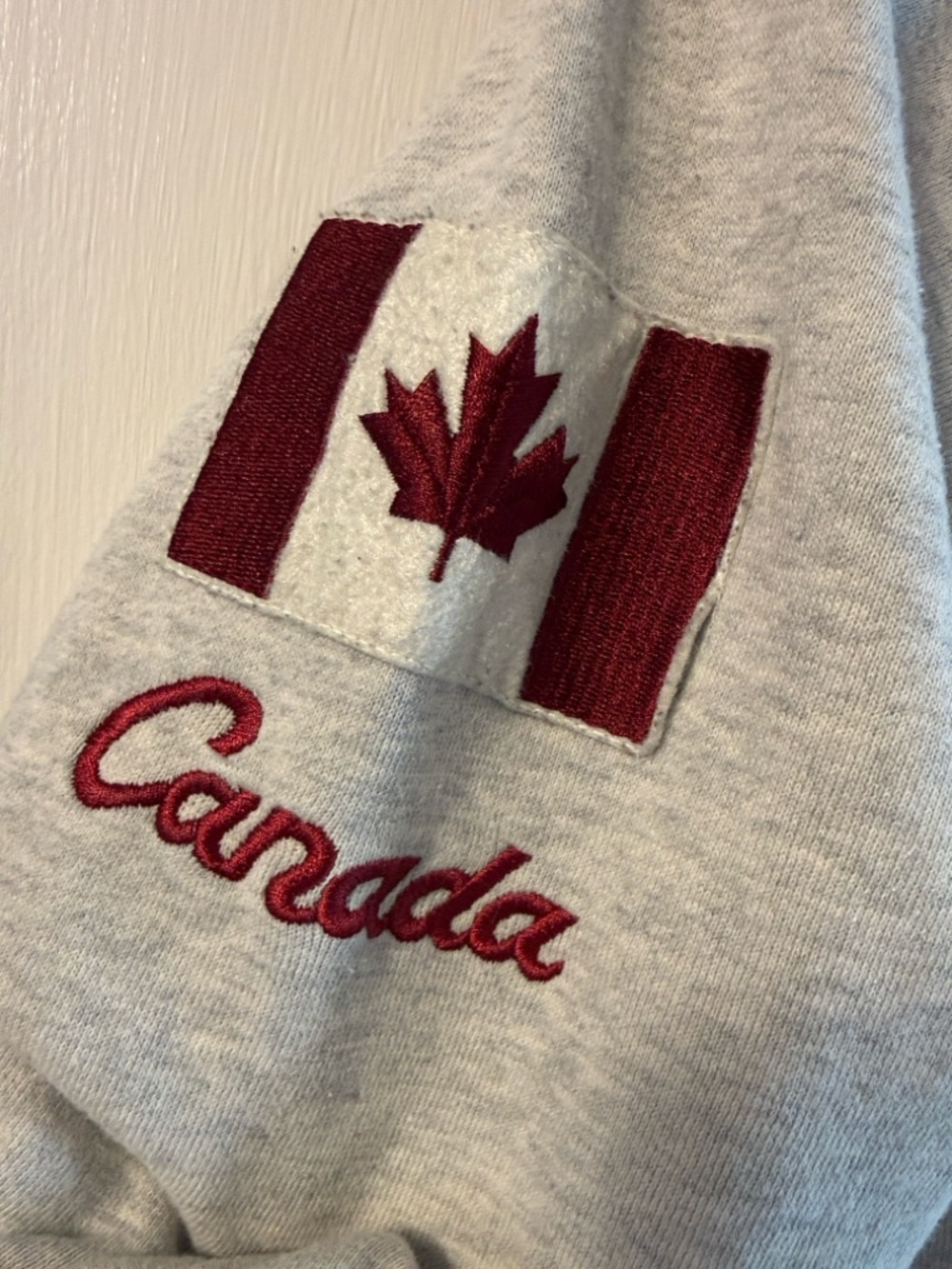 🍁 Roots Hoodie with Maroon Maple Leaf - Picture 3 of 4